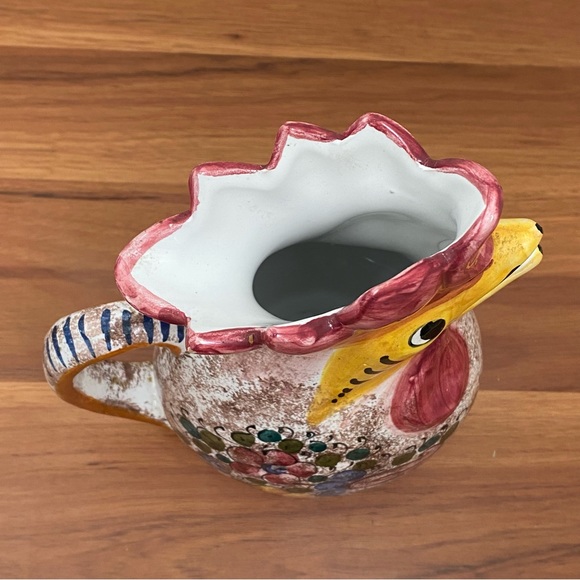 Vintage M.G.P. DERUTA Italy Handpainted Ceramic Rooster Chicken 9” Pitcher - Picture 10 of 16